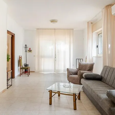 Ferienhaus Trulli Calce E Sole *